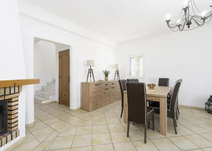 Menina By Ocvillas * 알부페이라